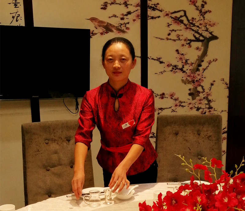 致敬，我親愛的同事——記迪尼斯伊川店客房員工陳華麗
